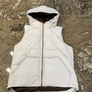 Coach puffer vest. Duck filled.